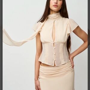 Guizio Ara top size small